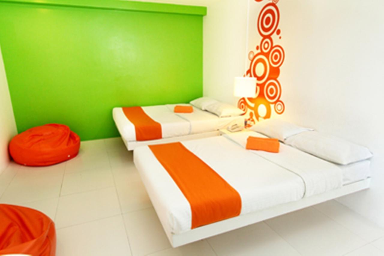 Islands Stay Hotels - Uptown Cebu Esterno foto